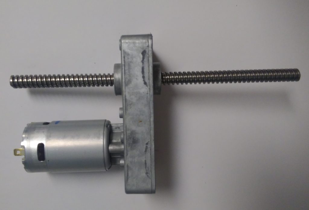 DC-powered linear motion gearmotor